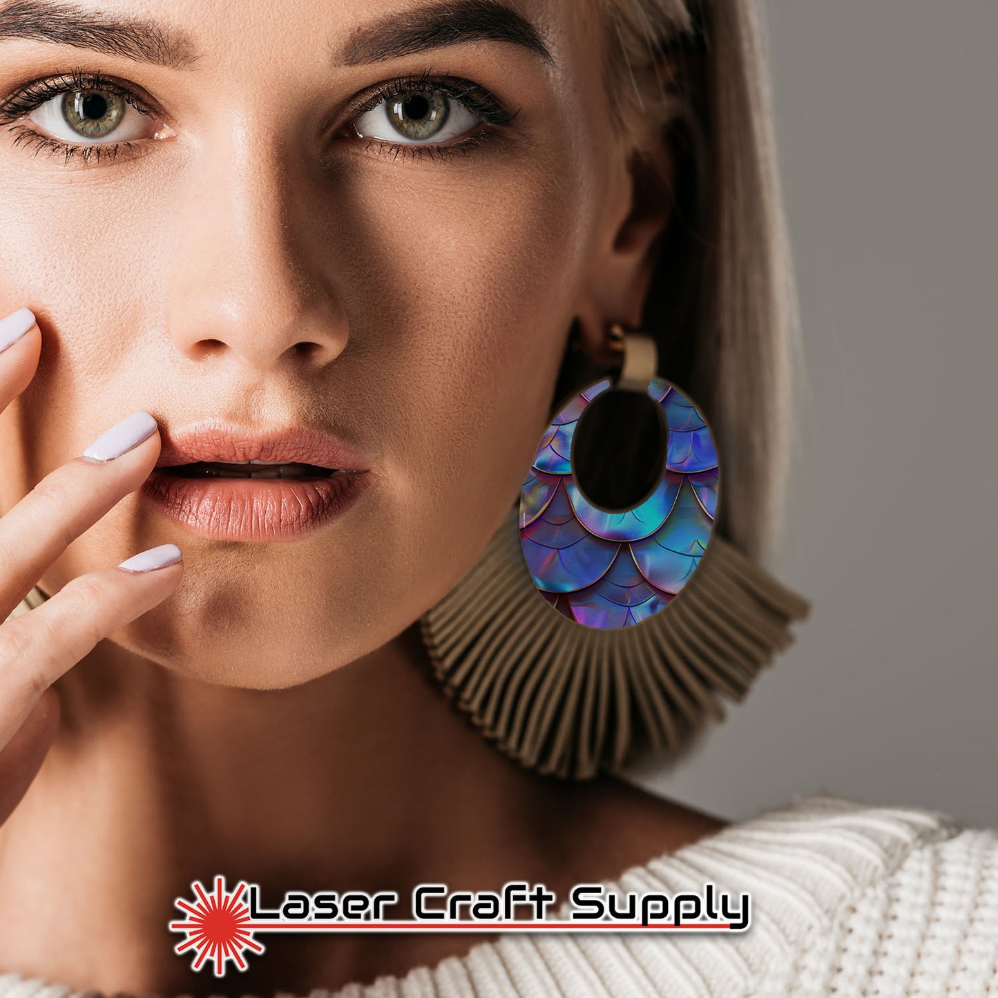 Creative Cast Acrylics - Colorful Scales