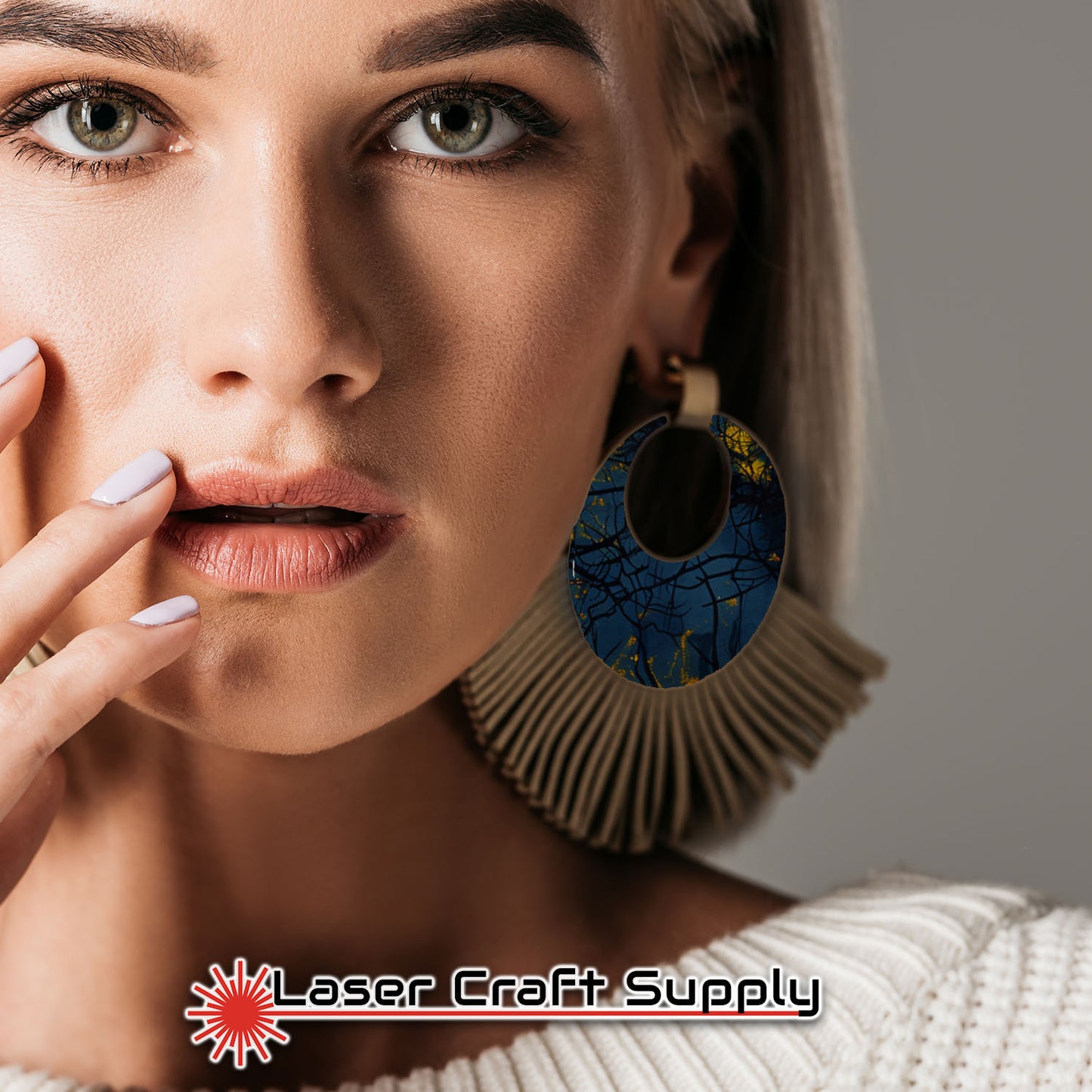 Creative Cast Acrylics - Ghost Tree